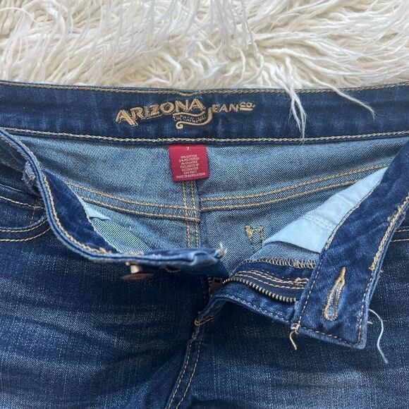 Arizona Jean shorts - Picture 3 of 3